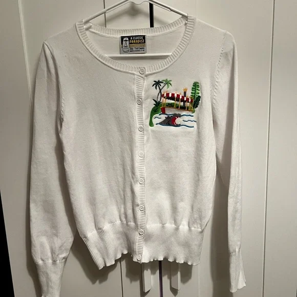 Classic Paradise by Tikiswag, Disney Jungle Cruise inspired embroidered cardigan - Picture 2 of 4